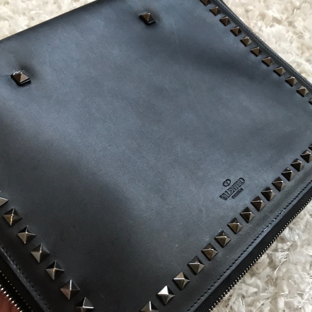 Valentino Rockstud Clutch- Fits Ipad, used - Picture 6 of 8